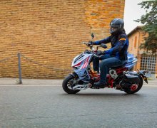 Italjet Dragster 300 Gresini Edition: Xe tay ga đậm chất MotoGP cho người mê cảm giác lái