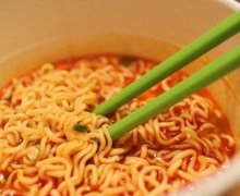 Đói hay no trước khi đi ngủ?