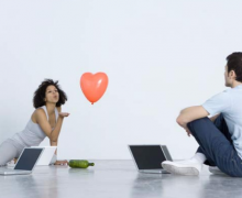 Những “cái bẫy” trên các trang web hẹn hò bạn nên lưu ý