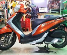 Dán decal nhôm trầy xước Medley